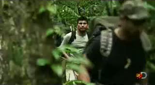 Anakondaya yem olurken görüntülendi