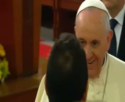 Papa Franciscus, Saint Esprit Katolik Kilisesi'nde ayine katıldı