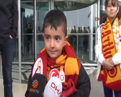 Ermenek çocuğu Galatasaray'lı futbolcularla buluştu