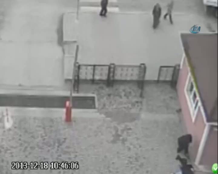 Adliyedeki cinayet kamerada