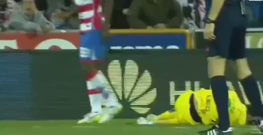 Angel Lafita'nın ayağı böyle kırıldı