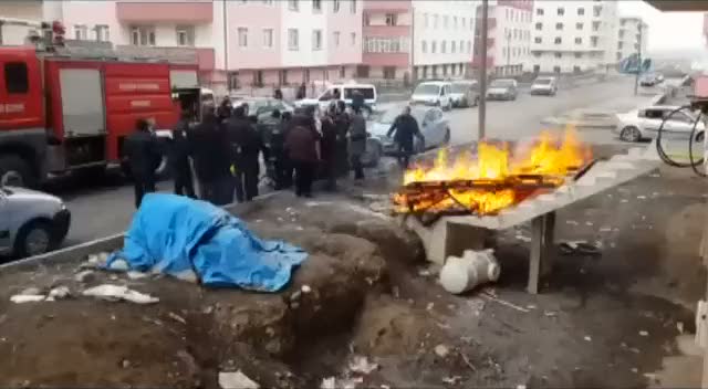 Dolandırılan konutzede kendini alevlere böyle attı