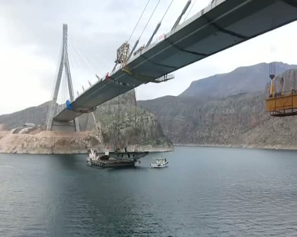 Türkiye'nin üçüncü büyük köprüsünün yapımı tamamlandı