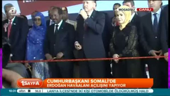 Erdoğan Mogadişu'da açılış törenine katıldı