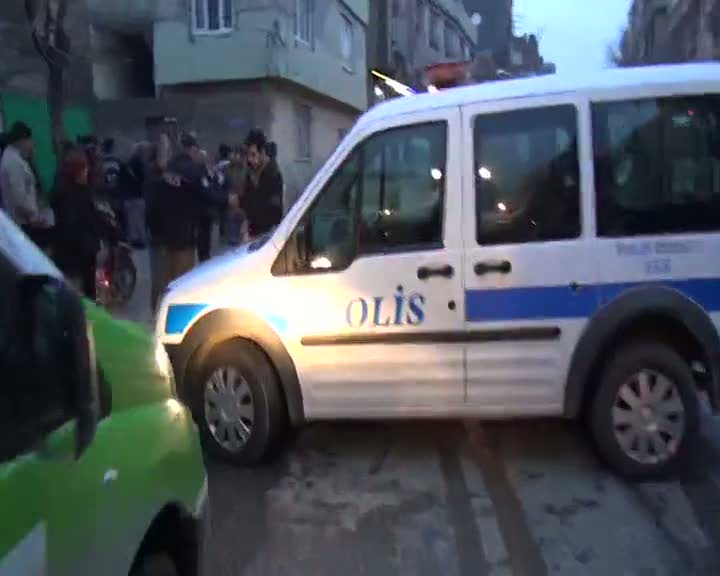 Doğalgaz sızıntısı alev alınca mahallede paniğe neden oldu