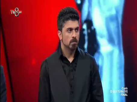 O Ses Türkiye'de Elnur Huseyinov birinci oldu
