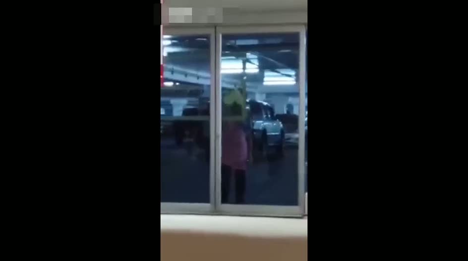 Otomatik kapı silmek ne kadar zormuş