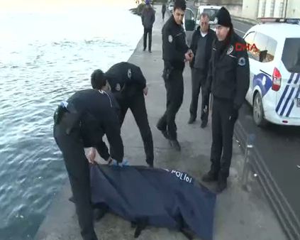 Üsküdar'da denizde kadın cesedi bulundu