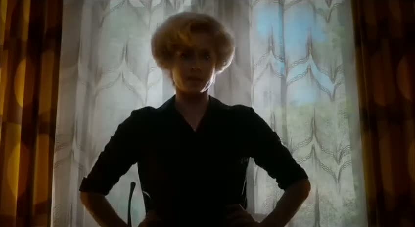 Büyük Gözler filminin fragmanı