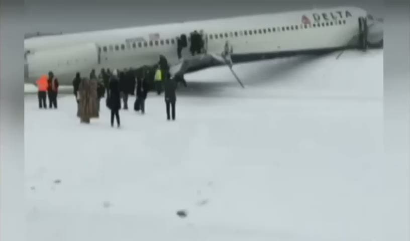 Faciaya metreler kala durabildi!