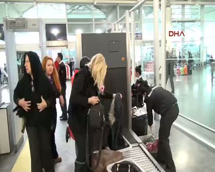 Atatürk Havalimanı'nda kadınlar unutulmadı
