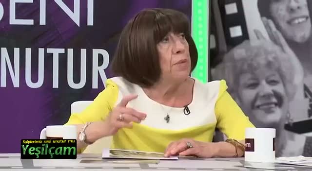 Ayşen Gruda'nın minibüs anısı