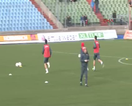 Türkiye A Milli Futbol Takımı, Lüksemburg maçının hazırlıklarını tamamladı