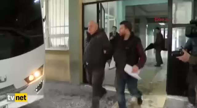 İngiliz ajan teröre destek sloganı attı