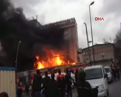 İstanbul’da büyük yangın