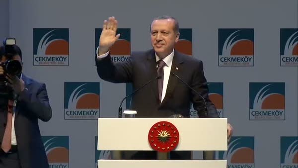 Cumhurbaşkanı Erdoğan: '' Molotof kokteylleriye dolaşan bir gençlik istemiyoruz ''