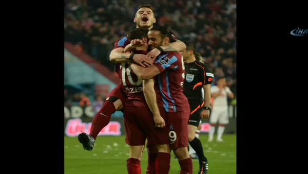 Trabzonspor – Galatasaray maçından kareler