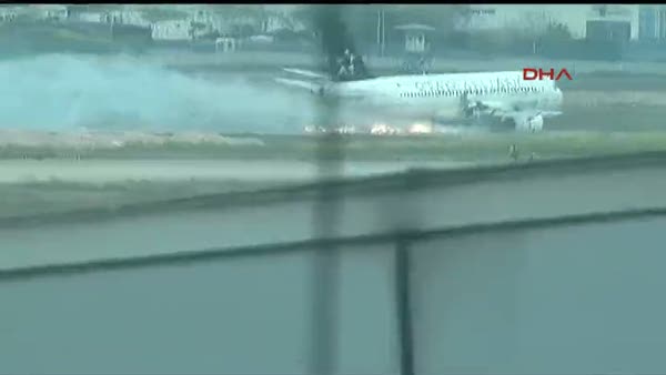 İstanbul- Milano seferi yapan yolcu uçağı acil iniş yaptı