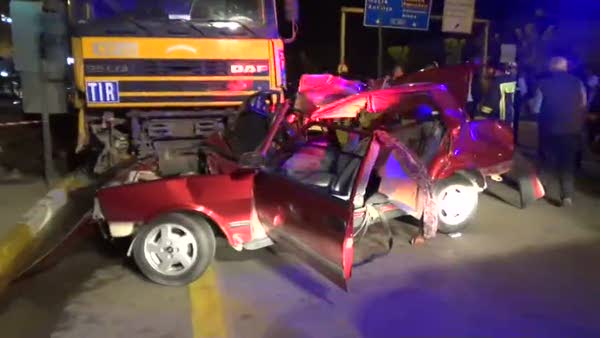 Denizli'de trafik kazası 3 ölü 3 yaralı
