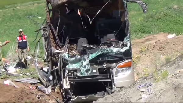 Sivas'ta kaza 59 yaralı