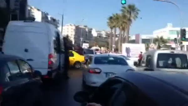 İzmir’de Kılıçdaroğlu’na trafik tepkisi