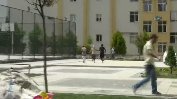 Okul önünde pompalı tüfekle çatışma