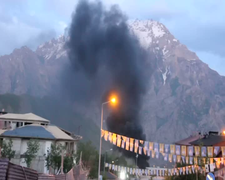 Hakkari'nin ilk karting pisti yandı