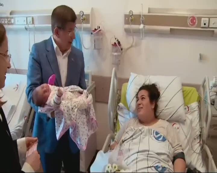 Kulağına ezan okuyup, o ismi verdi