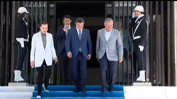 Aziz Kocaoğlu bu kez Başbakan Davutoğlu'nu karşıladı