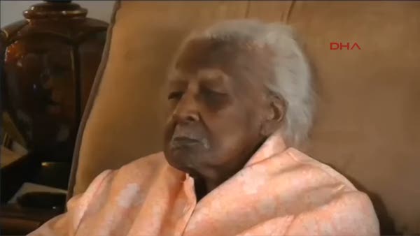 Dünyanın en yaşlı kadını doğum gününü kutladı
