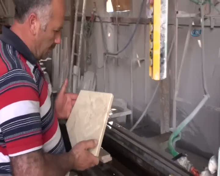 Mermerden ''Allah'' yazısı çıktı