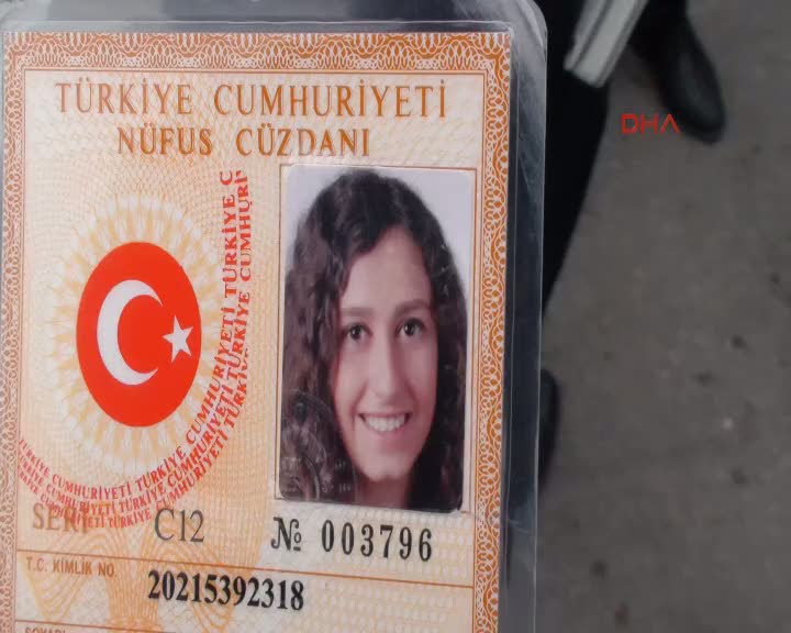 Üniversiteli kız trafik kazasında öldü