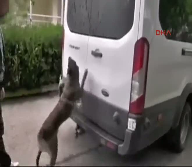 Battaniye içinde 65 kilo uyuşturucu ele geçirildi