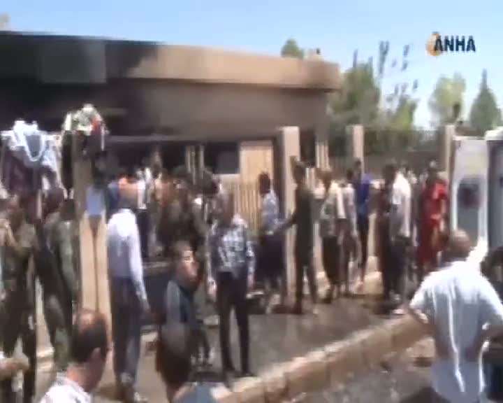 Sınırda patlama: 25 ölü