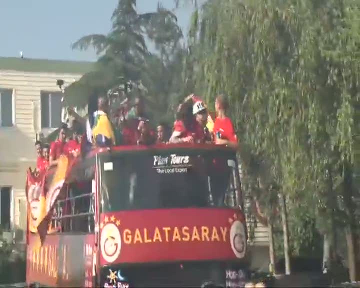 Şampiyondan şehir turu