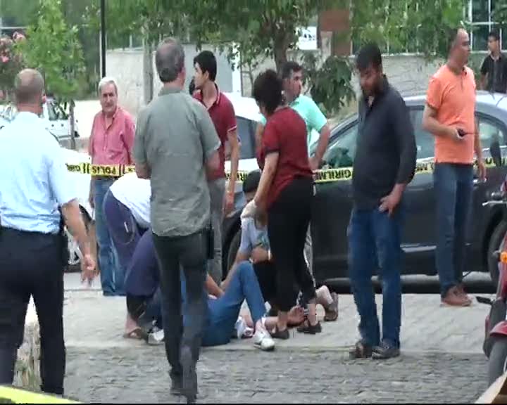 Kardeşlerin kavgası kanlı bitti 1 ölü 2 yaralı
