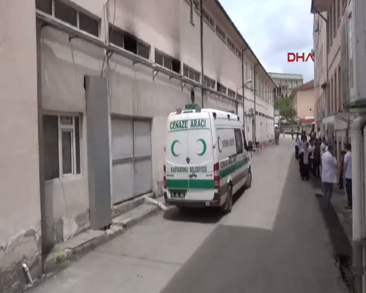 Üniversiteliler gezi dönüşü kaza yaptı 3 ölü 3 yaralı