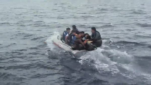 Sahil Güvenlik 827 kaçak göçmeni kurtardı