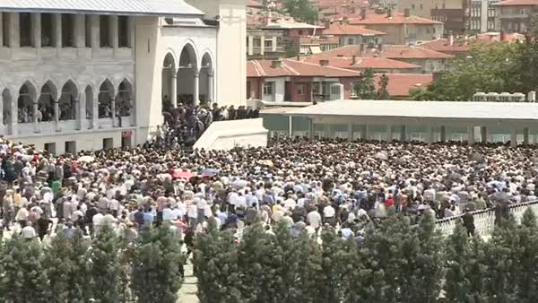 Devletin zirvesi Demirel'in cenazesinde buluştu
