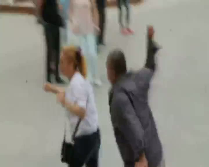 Cansu'nun babası cinayet ve tecavüz zanlısının annesine saldırdı