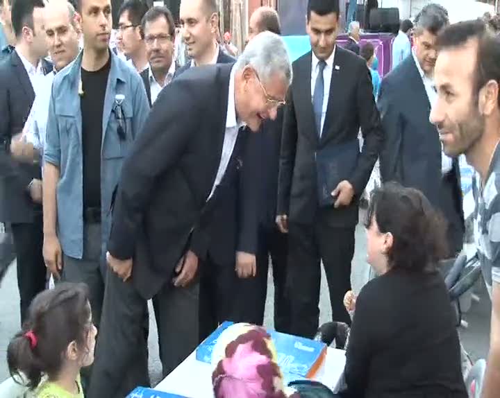 Bakan Bozkır yeni hükümet için tarih verdi