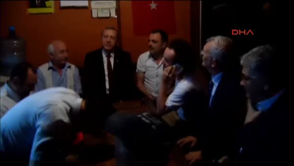 Cumhurbaşkanı Erdoğan taksi durağını ziyaret etti