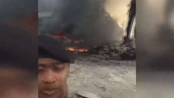 Endonezya'da askeri uçak düştü