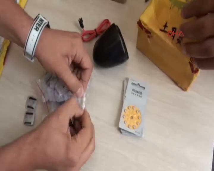Diyarbakır'da ortam dinleme cihazları ele geçirildi