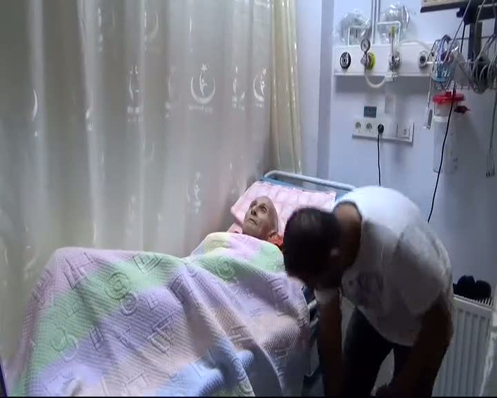 Adile Naşit’in eşi Cemal İnce, zor günler yaşıyor