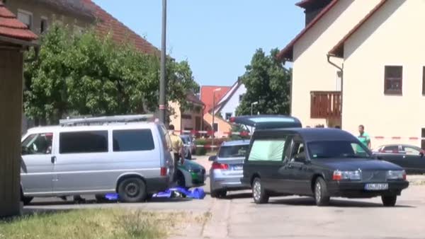 Almanya'da silahlı saldırı 2 ölü