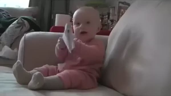 Böyle mutlu bebek görmediniz