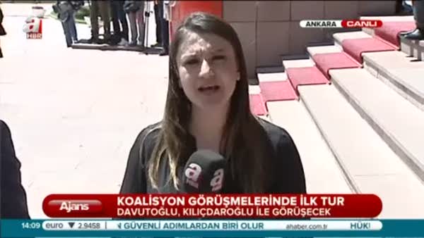 Davutoğlu CHP Genel Merkezi'nde