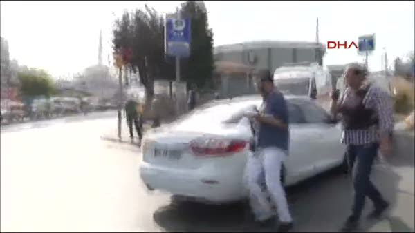 Okmeydanı'nda polise silahlı saldırı: 2 polis yaralı