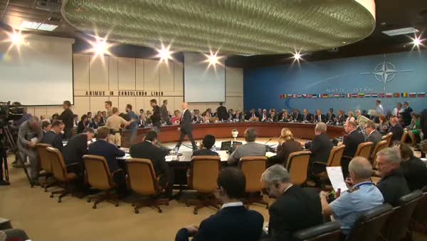 NATO Genel Sekreteri Stoltenberg ''Toplantının doğru ve zamanında olduğunu düşünüyoruz''
